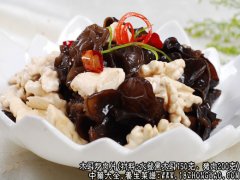 木耳炒肉片的家常做法_木耳炒肉片怎么做才好吃